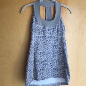 Lululemon gray tan speckle print tank size 6